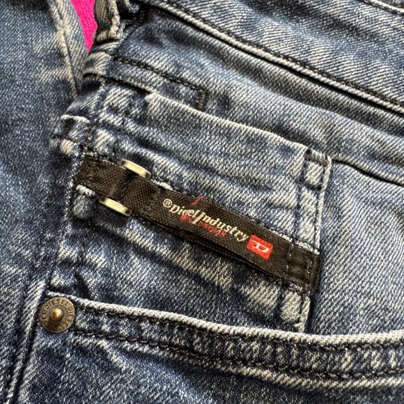 Y2K Diesel D-Bazer Faded Jeans - Picture 6 of 10